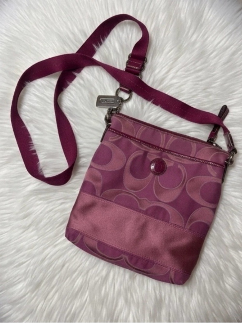 Coach Fuchsia Signature Crossbody Bag - Picture 2 of 9